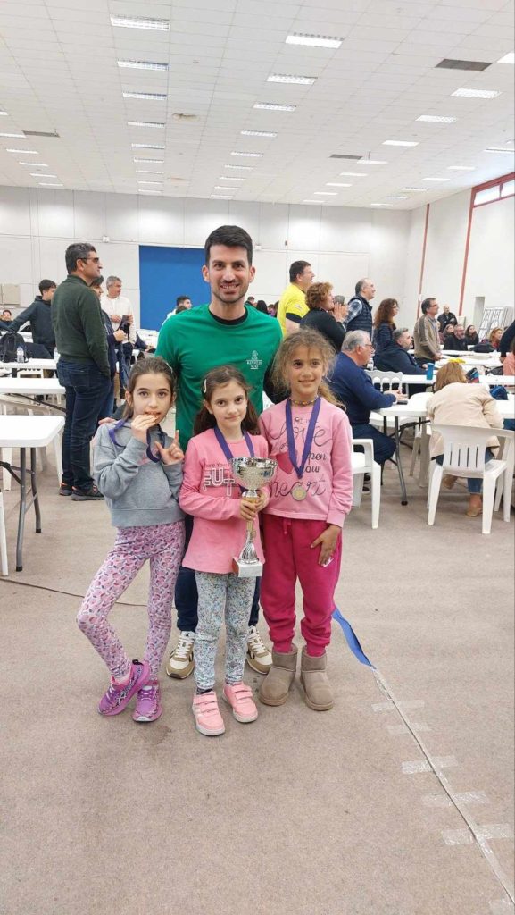 Σχολικοί μαθητικοί αγώνες σκάκι ΠΕ Ηρακλείου 2025 βραβεύσεις Σκακιστική Ακαδημία Ηρακλείου Κίνηση Ματ Μοίρες